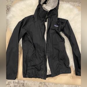 Black Patagonia raincoat size small